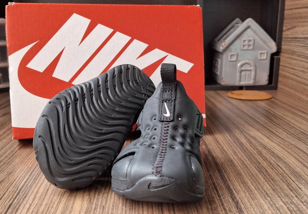 Детски сандали за момме NIKE номер 19.5