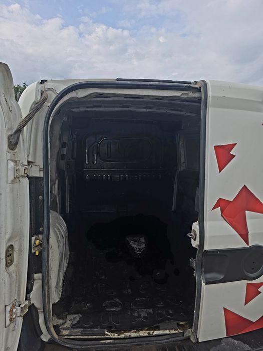 Vand sau schimb Fiat Doblo  1.3 Multijet 2014  | Revizii recente | Gata de munca
