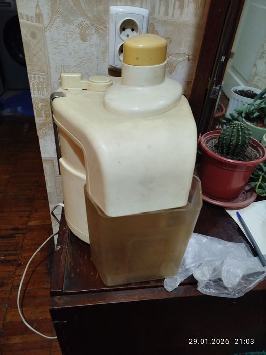 Продается соковыжималка ссср