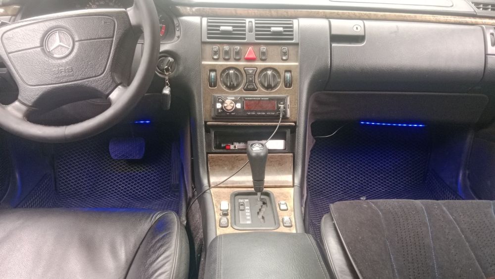 Продам Мерс авангард е280