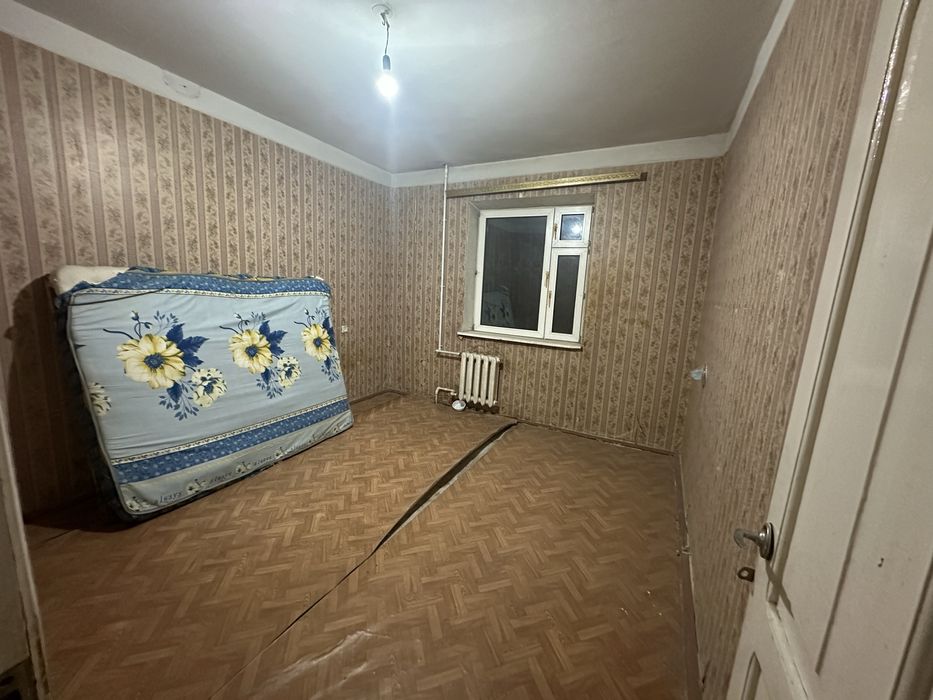 Феруза ялангач эко базар продается квартира 4/3/4 Банковский дом 130кв