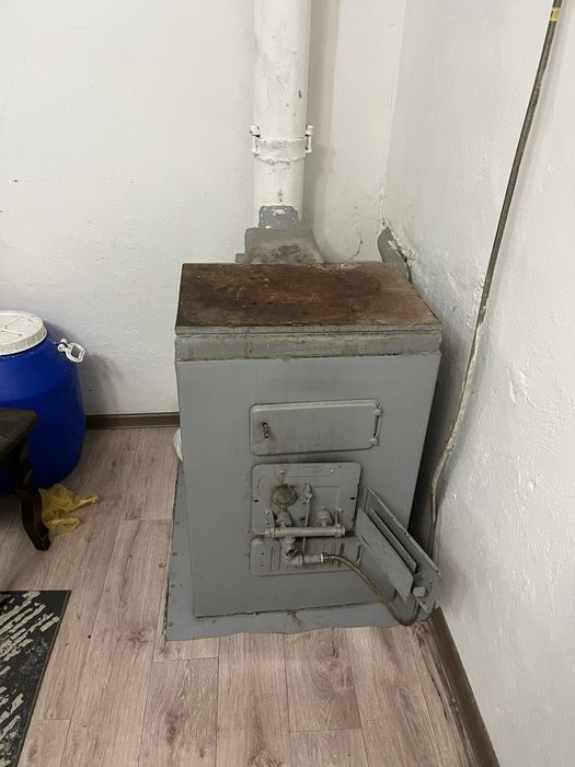 Продам толста стенный печь.