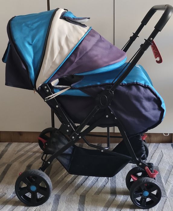 Продам коляску Prego