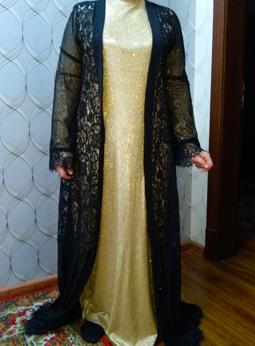 Vecherniy koylak sotiladi