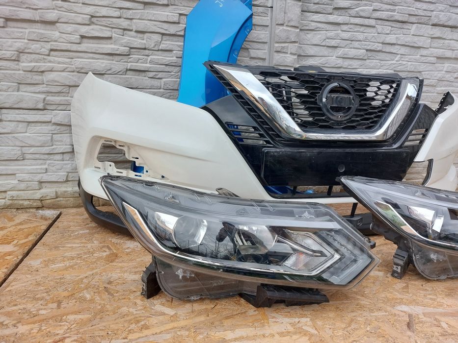 Bara fata grila far dreapta aripa dreapta nissan qashqai j11 dupa 2017