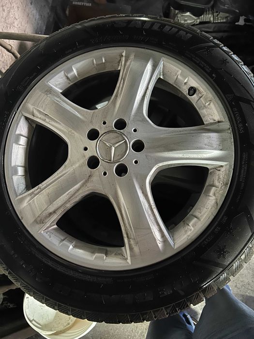 4бр.зимни гуми 255/50 R19