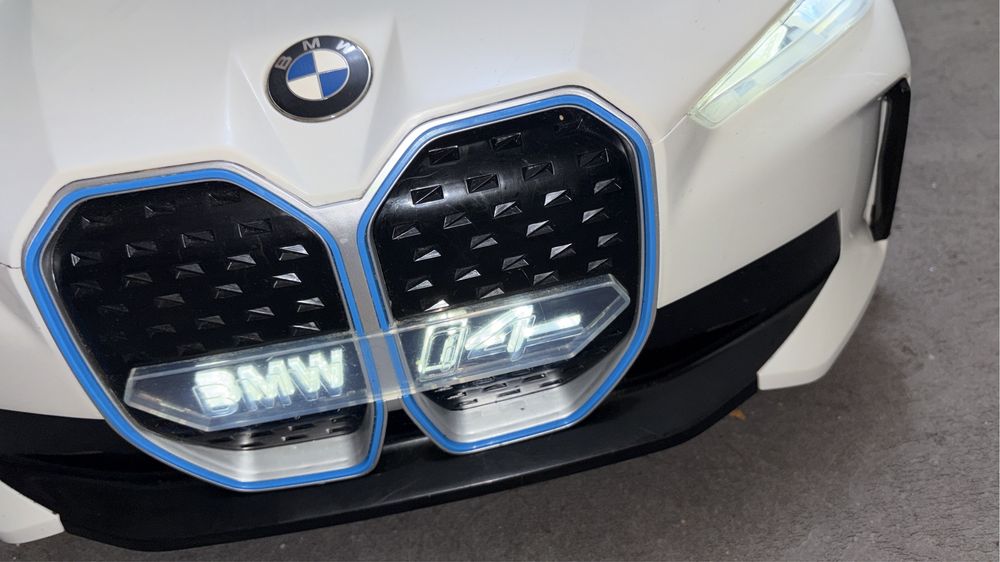 Masina bmw copil