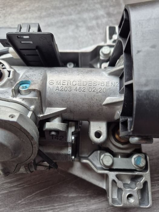 Ел кормилен прът  с карета мерцедес w203  2004г