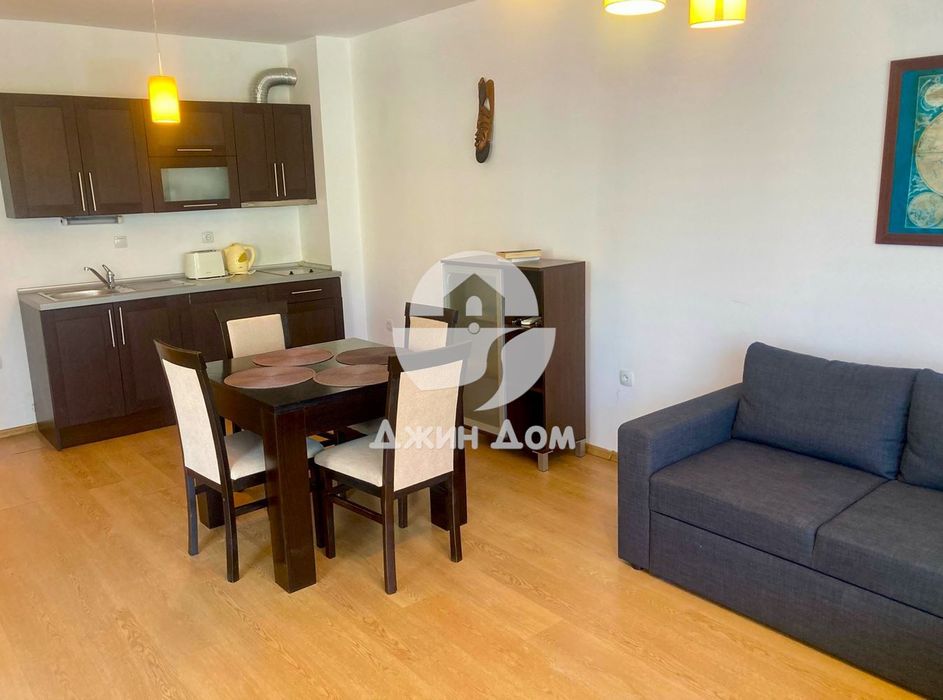 Продава се Двустаен апартамент в к.к. Слънчев бряг - 75 кв.м за 1174 €/кв.м - Снимка #1