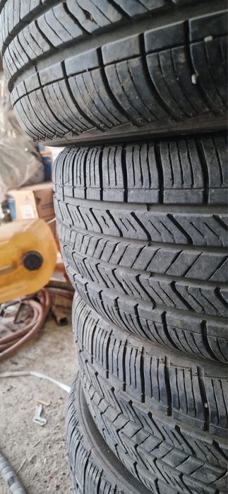 Шины б/у в хорошем состояний