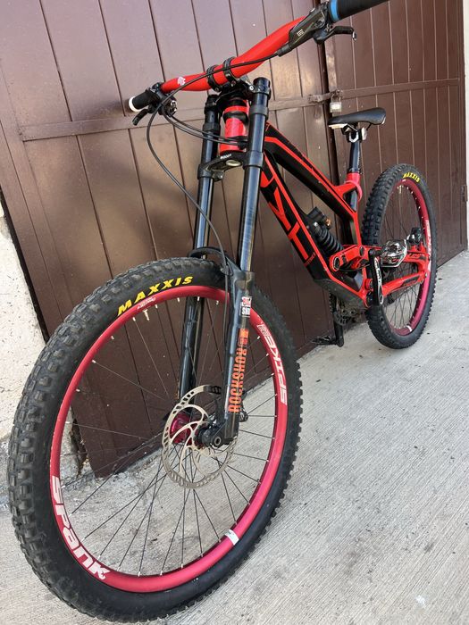 YT Tues 27.5 байк bike downhill колело за спускане RockShox BoXXer FOX Hope