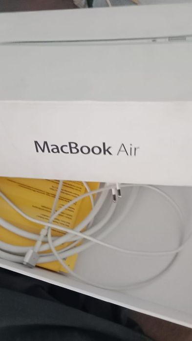 Продам MacBook air