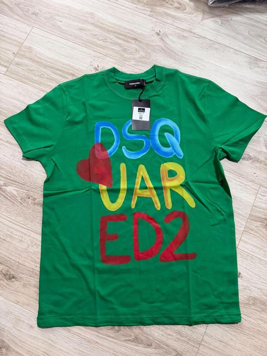 Tricou de vanzare
