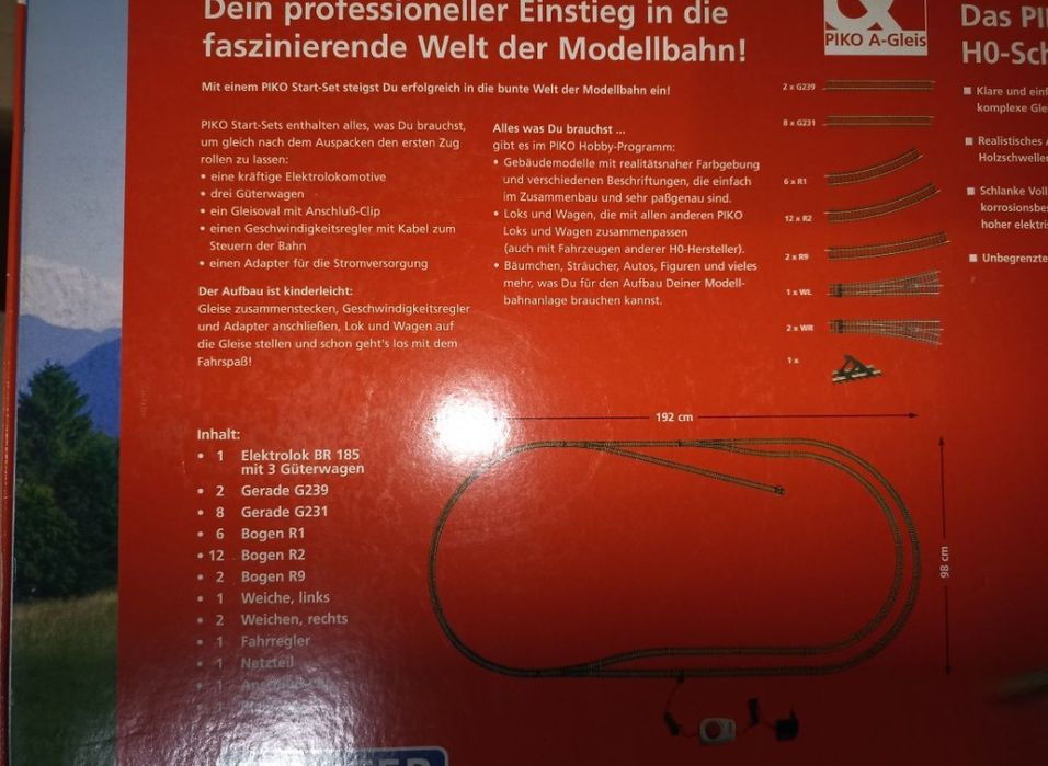 PIKO Set trenulet electric de marfă H0