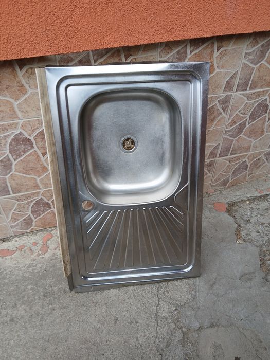 Vând chiuvetă inox