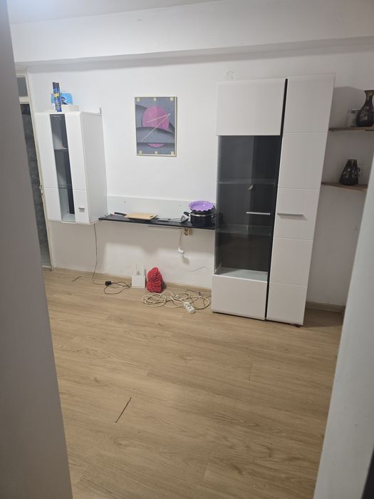 Vand apartament 3 camere