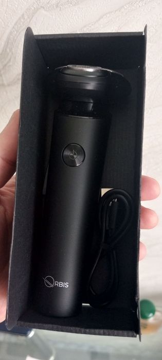 Продам новую- Электро бритву !!!