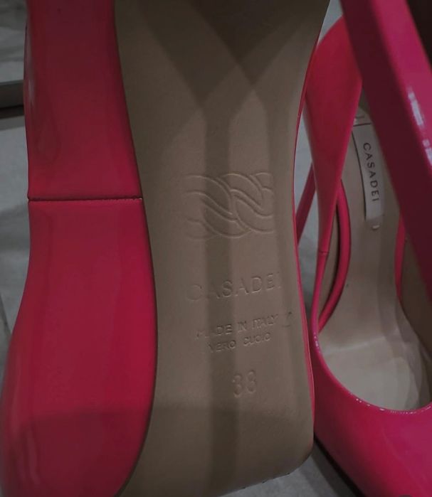 Casadei Висок ток
