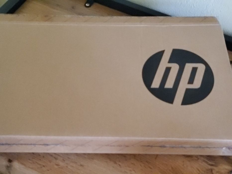 Ноутбук hp пости новый