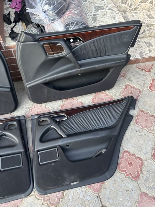 Дверные обшивки w210