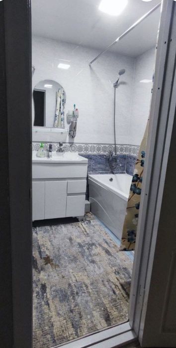 Продаётся 3 комнатная квартира! Ахмад Югнаки!