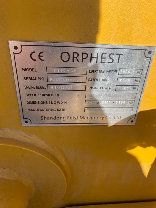 Продам экскаватор  fs40-35