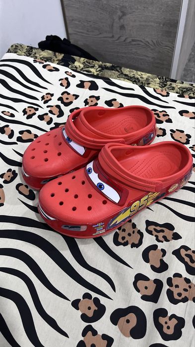 кроксы  crocs маквин