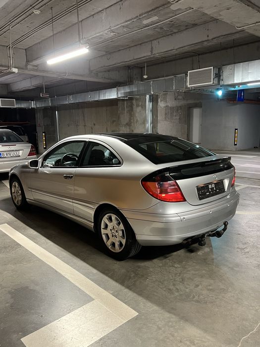 Mercedes-Benz C 180