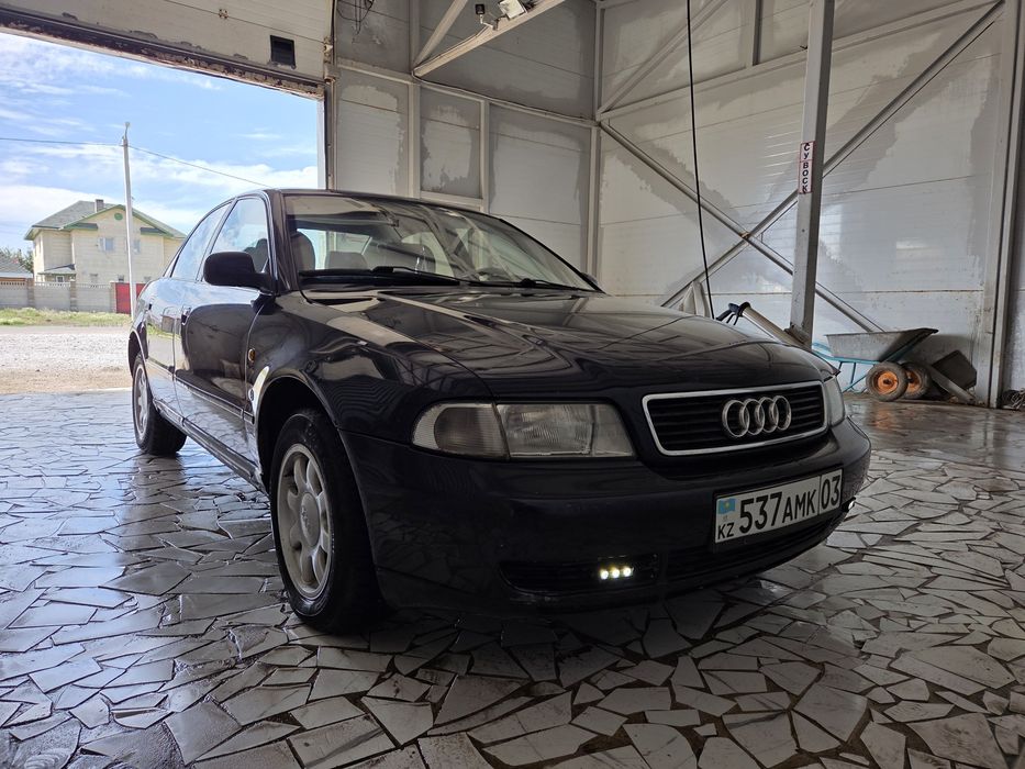 Ауди а4 б5.Продам .