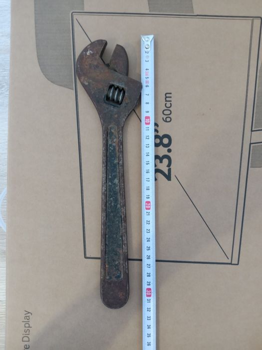 Продам разводной ключ