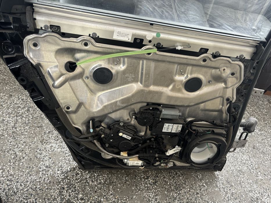 Audi A8 S8 D3 врати