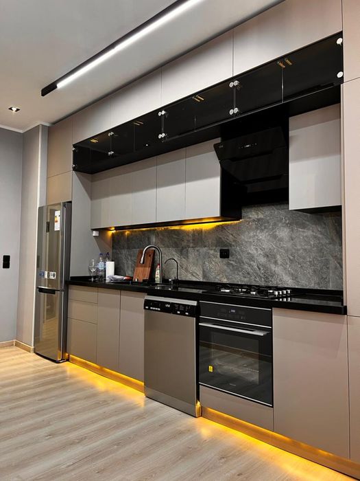 2 honali uy sotiladi