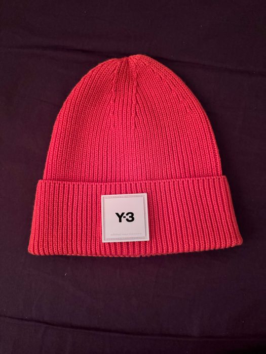 Caciula Y3 - Ca noua