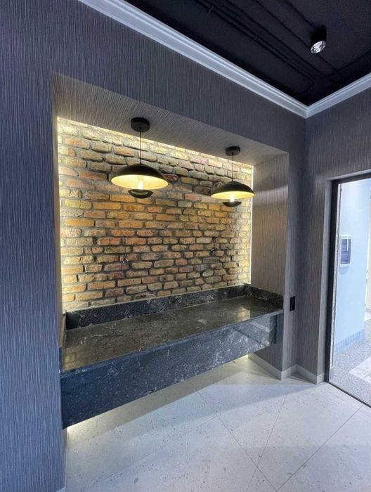 Сдается офис 650 м2.   Центр Луначарского, первая ЛИНИЯ.