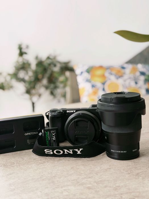 Sony A6400 + Sigma 16mm F1.4 + Viltrox 35mm F1.7 + accesorii