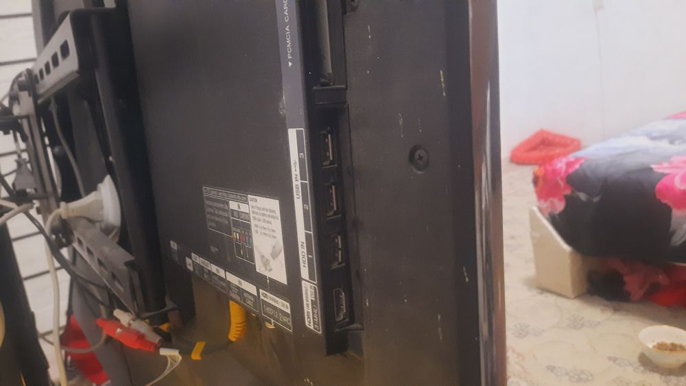 Продам телевизор