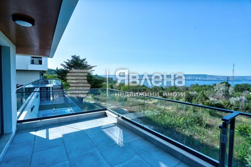 Дава се под наем Двустаен апартамент в Варна, Галата - 70 кв.м за 550 € - Снимка #4