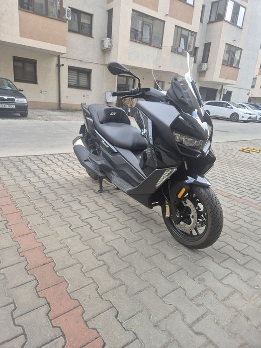 Vand BMW 400 GT triple black