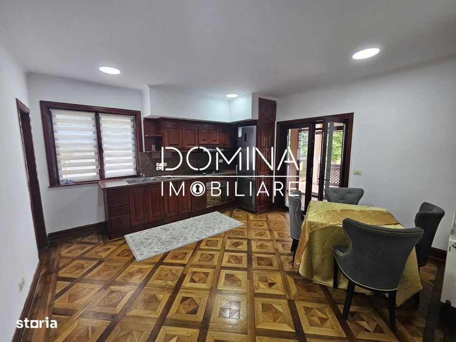 Vanzare vila spatioasa P+1+M, strada Tismana - zona rezidentiala