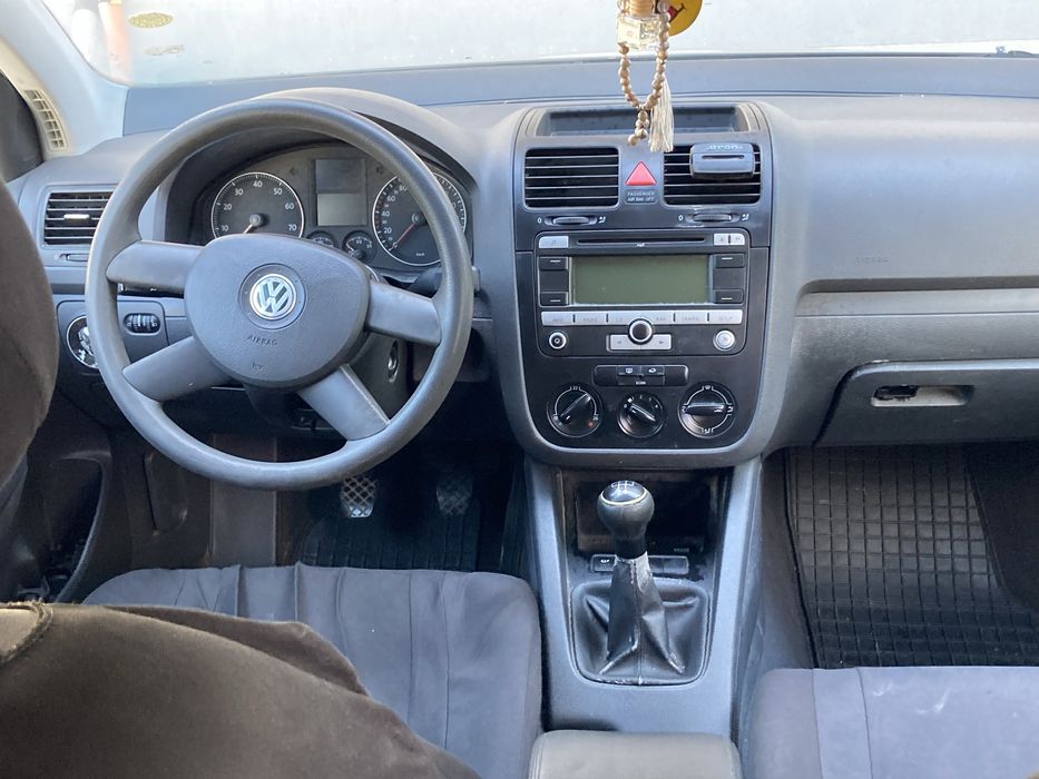Vand VW Golf 5 stare foarte buna An 2006