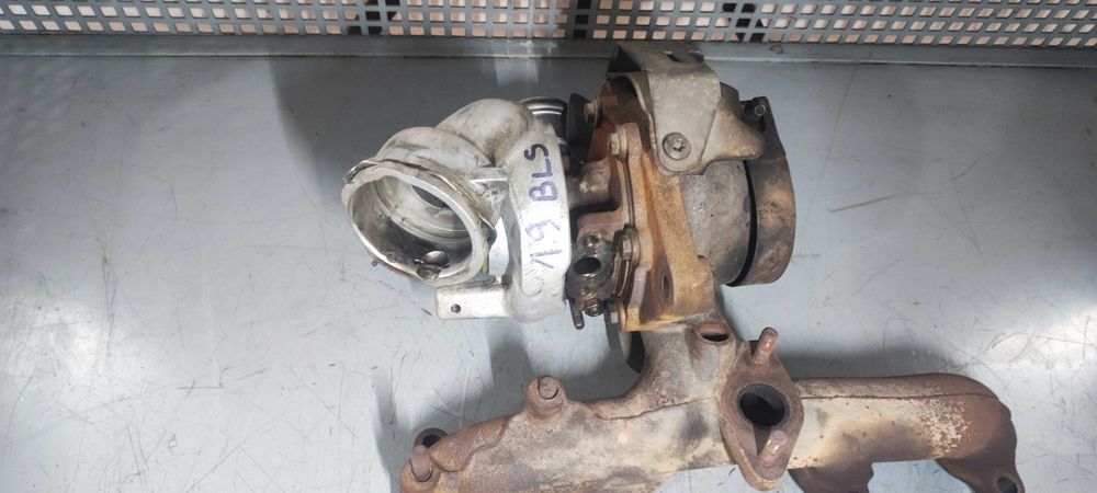 Turbo volkswagen vw golf 5 break 1.9 BLS cu capsula defecta