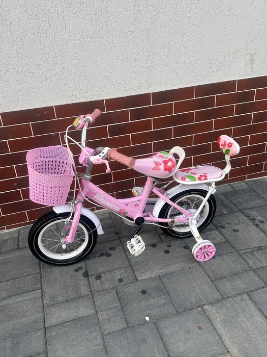 Bicicleta roz de fete