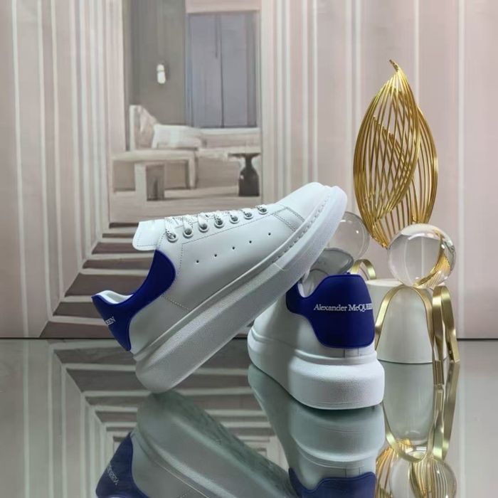 Alexander McQueen Oversized Sneaker – White/Blue