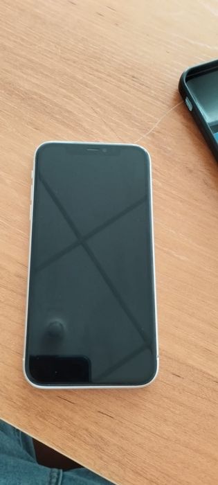 Продам айфон 11 за 50 торг