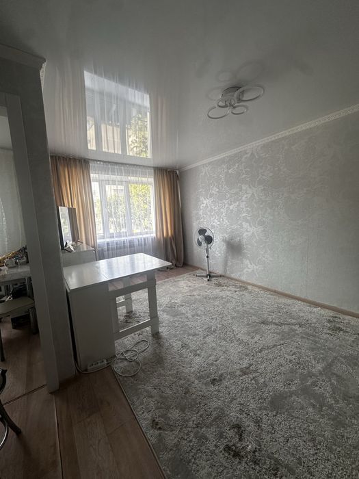 Продам 1 комн , бэст , скгу