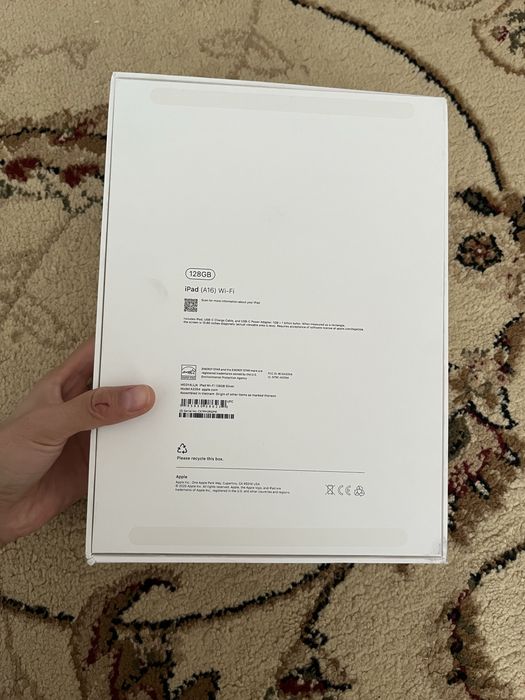 Ipad A16  продам 128 гб