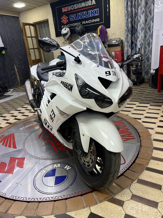 Kawasaki zx14r 2013yil 1441 kub ideal umuman ishi yo’q