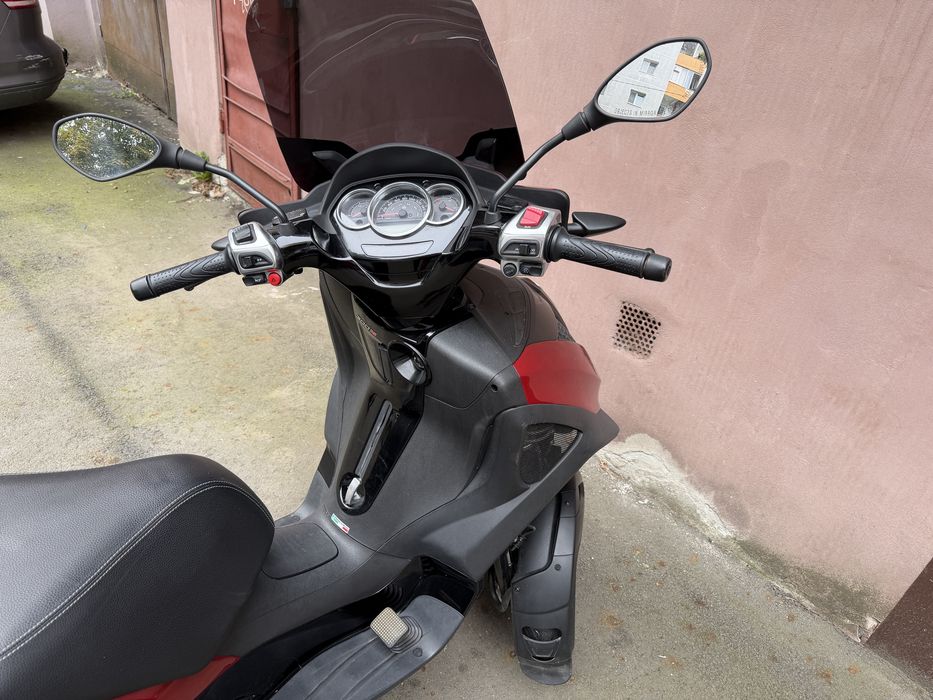 Piaggio MP3 300 LT