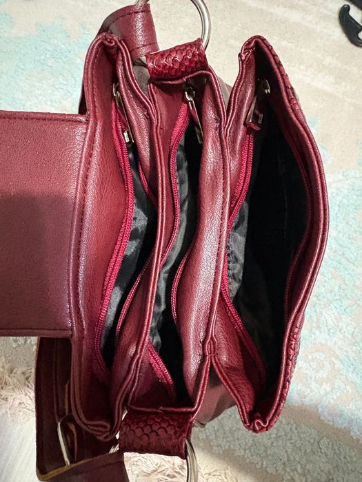 Бордо дамска чанта