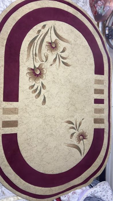 Продается ковёр.